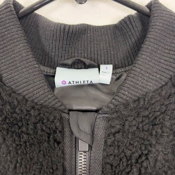 Athleta Black Fleece and Puffer Zip Up Winter Vest with Pockets Size Small - Picture 4 of 9